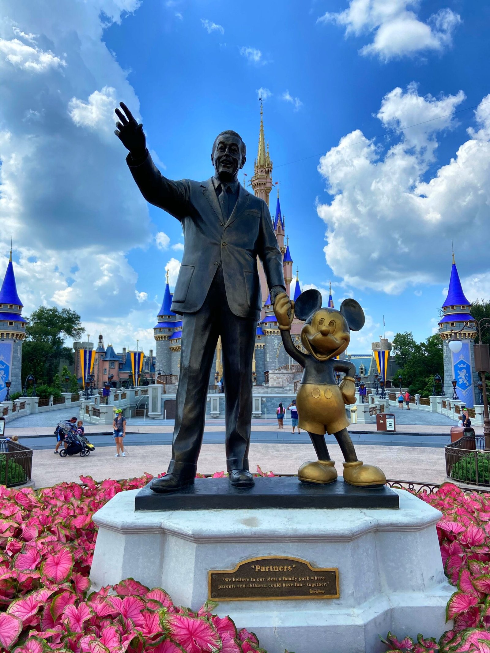 Disney World Tips 2025: Advice From A Travel Agent walt disney and mickey mouse at disney world